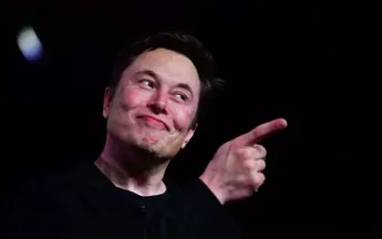 Elon Musk Giving 'Serious Thought' to Creating Social Media Platform With Free Speech as Top Priority