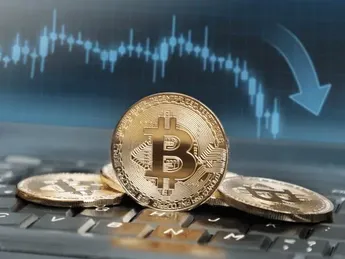 Bitcoin Continues To Slide But Displays Bullish Divergences On Charts