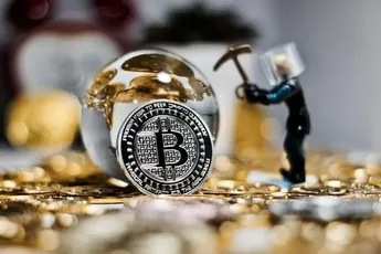 Rich Dad Author Recommends Bunkering Down With Food, Guns, And Bitcoin