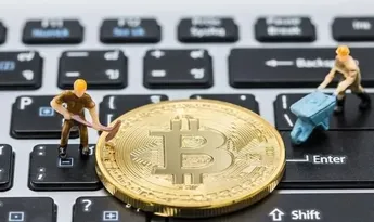 Bitcoin On-Chain Activity Throttled After LUNA Collapse