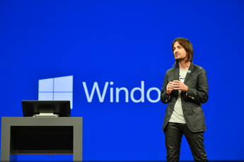 微软AR眼镜灵魂人物在丑闻中离职，“Surface之父”接手元宇宙硬件大业