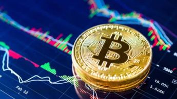 Bitcoin On-Chain Activity Bleeds Despite Hashrate Growth