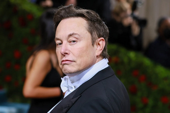 Tesla Nukes Altcoin Market, Elon Musk Does Damage Control