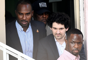 WSJ: Sam Bankman-Fried’s Lawyers Hash Out His Transfer to U.S. After Confusion in Court