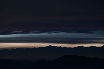 老蓝筹 DeFi 新叙事：应用链、RWA、LSD、稳定币