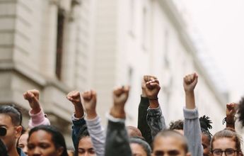 U.S. Drilling Down on Crypto Miners' Energy Use Draws Ire From Community