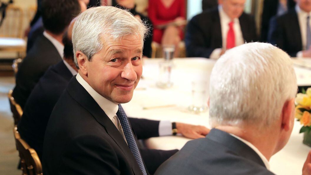 JPMorgan's Jamie Dimon and Sen. Elizabeth Warren Team Up to Bash Crypto