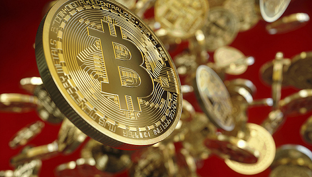 BTC重返6万美元，再成全球最受瞩目资产