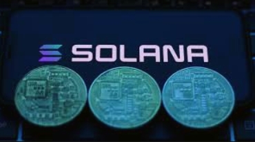 SOL 价格从兑美元 165 美元的支撑位开始大幅上涨!