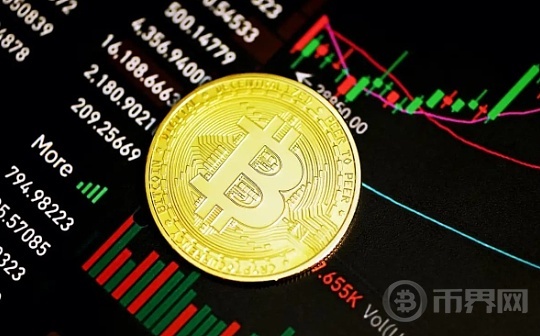 Santiment：BTC巨鲸交易量在暴跌期间创4个月最高