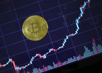 Institutional Investors Propel Bitcoin ETFs To Record-Breaking Adoption