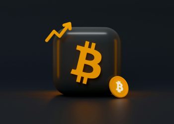 Major Bitcoin Price Action Looms? Expert Foresees Exciting Weeks Ahead For BTC
