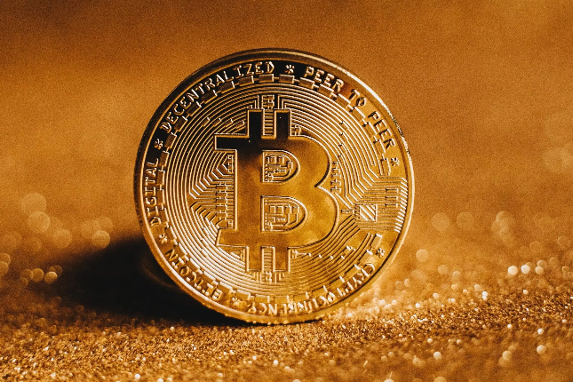 比特币突破9万美元,Coinbase溢价指数升至7个月高点