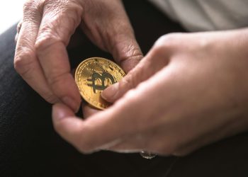 Ross Ulbricht Is A Millionaire Straight Out Of Prison? On-Chain Sleuths Find $44 Million In Bitcoin Wallets Linked To Him