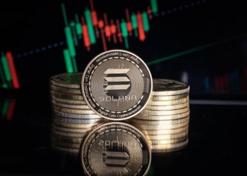 Solana (SOL) Gearing Up? Key Levels Suggest Potential Surge To $264