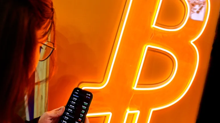 Bitdeer Eyes US Manufacturing as Crypto Mining Faces Tariff Pressure