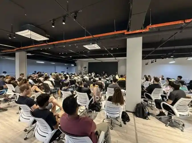 Vitalik与Balaji的十大预测：加密、AI与未来秩序