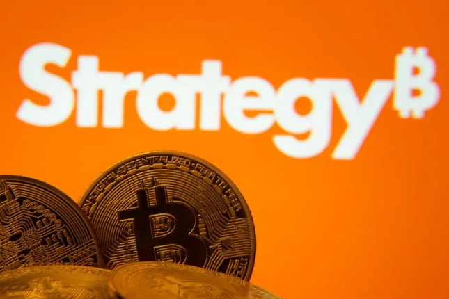 Strategy的比特币杠杆游戏博弈：华尔街空头狙击，大机构持股押注