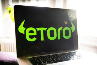 eToro Prices its IPO at $52 Per Share Ahead of Nasdaq Debut