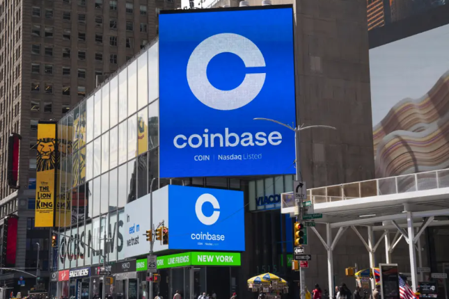 Coinbase 13年沉浮登顶标普500，华尔街进入「加密FOMO」时刻？