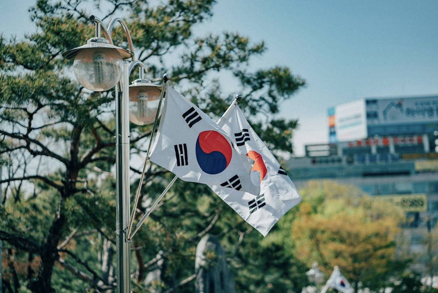 CoinDesk：韩国加密 KOL 点燃 $USELESS 交易热潮