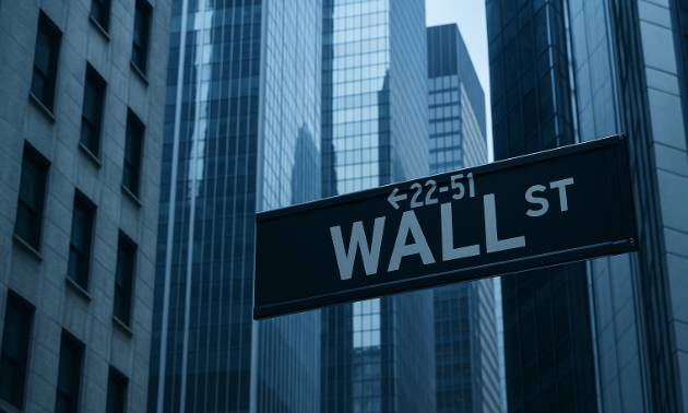 历史性变革!外媒曝:特朗普将允许养老金投资加密货币、黄金