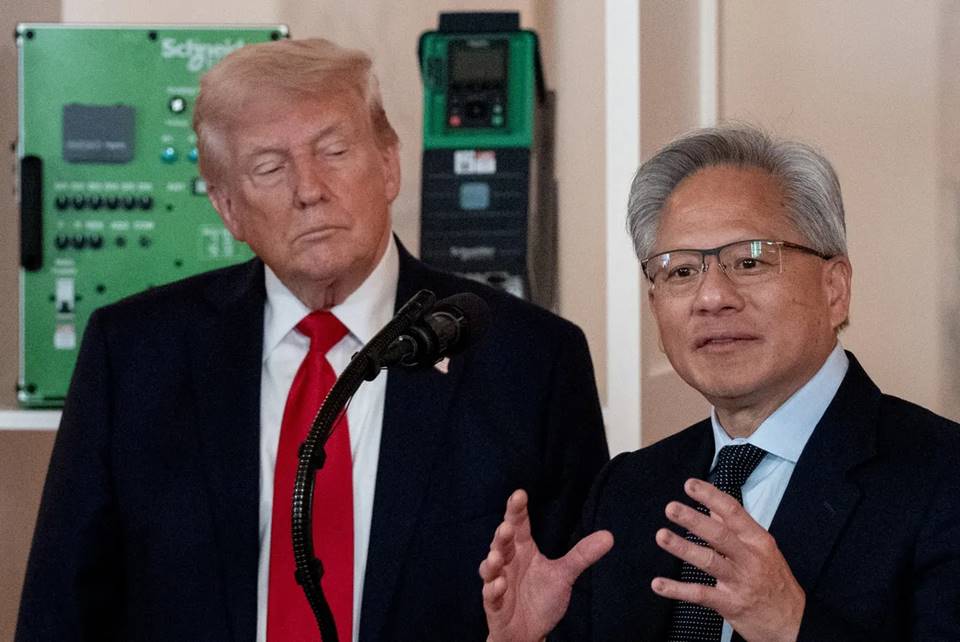 来中国之前,黄仁勋去见了特朗普
