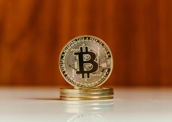 America’s Bitcoin Bonanza: 40% Of Supply Under US Control – Analyst