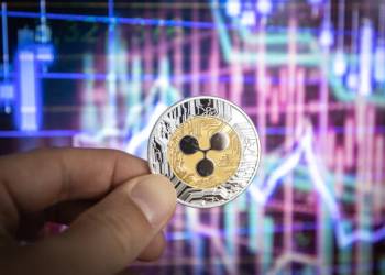 XRP Faces Sell Pressure As Short-Term Holders Shift To Distribution Mode