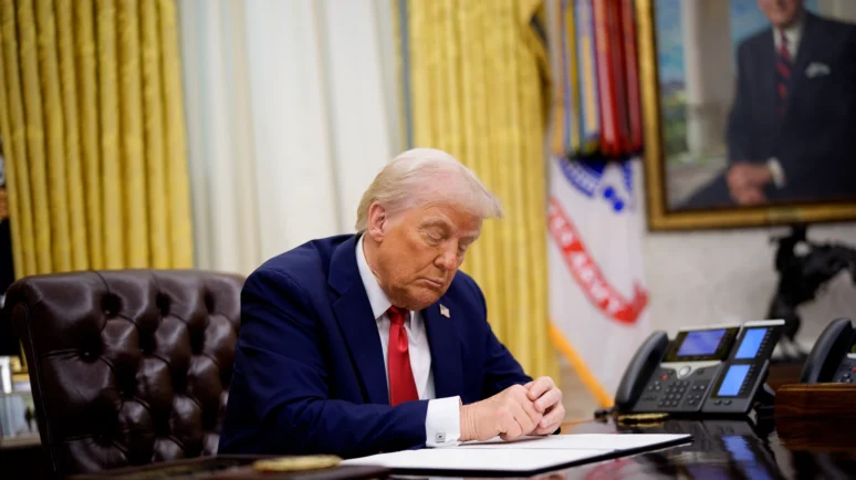 Trump To Overhaul 401(k)s With New Executive Order: Crypto, Real Estate, and Private Equity Set for Retirement Portfolios