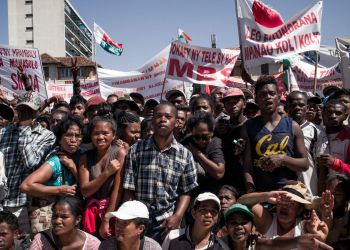 Messaging App Bitchat Sees Unprecedented Boom Amid Madagascar Turmoil