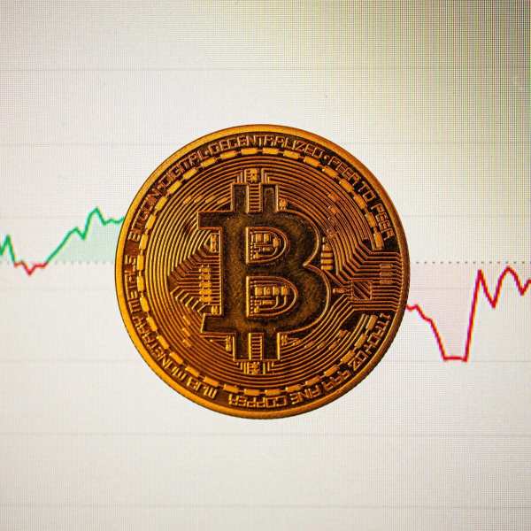 比特币的「红色月份」:为何 9 月仍主导加密货币周期