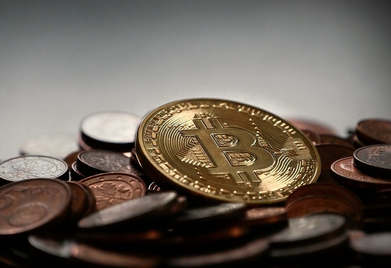 连遭血洗，币圈慌了，上一次“如此恐慌”后比特币特再跌25%