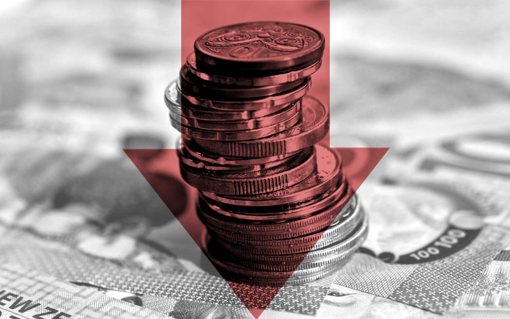 美联储会议纪要暴严重分歧：多人认为不适合 12 月降息，一些人担心股市无序下跌