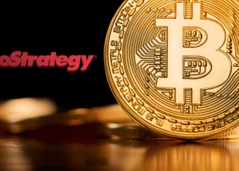 MicroStrategy In Trouble? Economist Reveals What Happens If Bitcoin Falls 90%