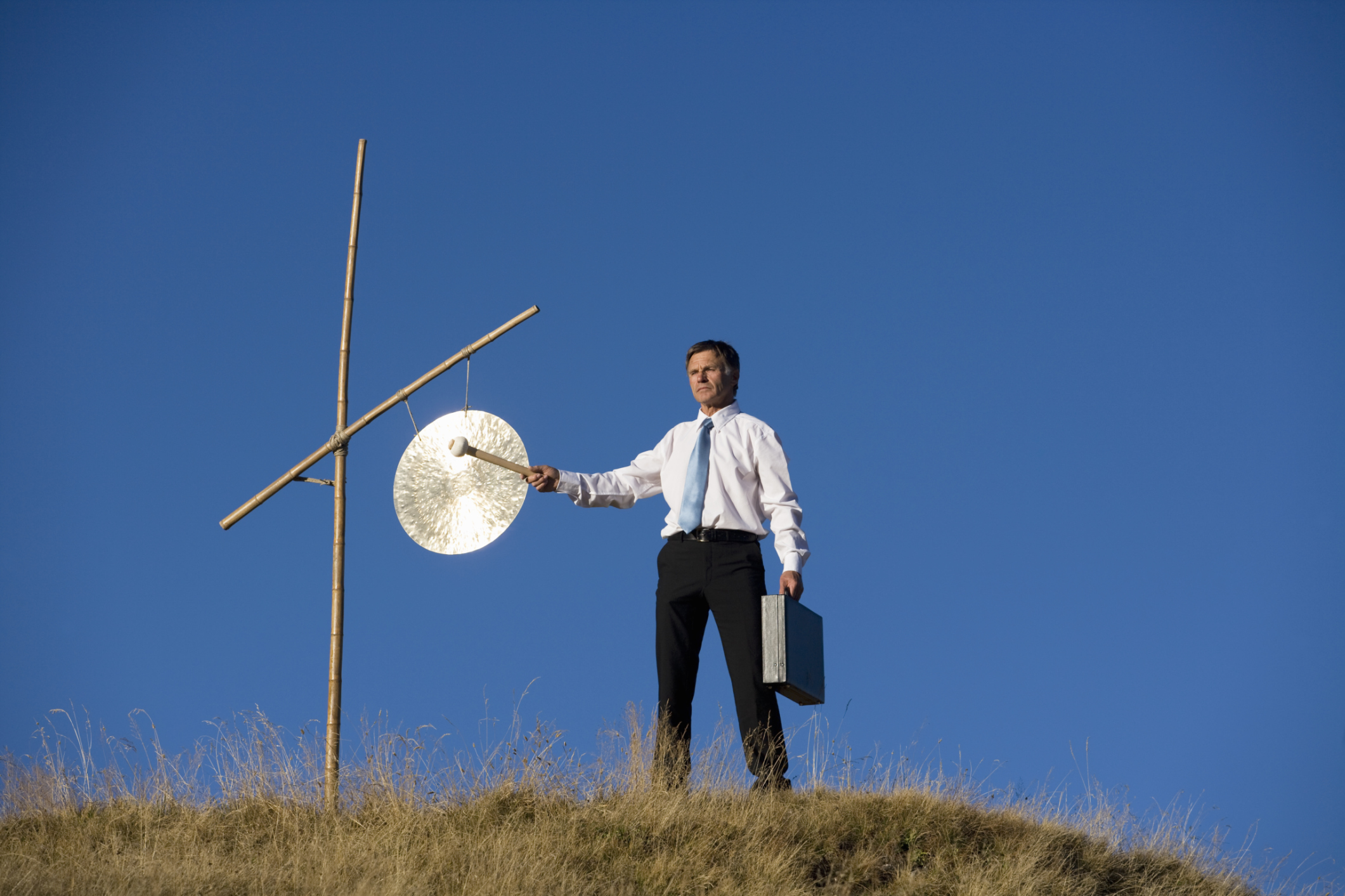 反弹难掩颓势，比特币创Terra崩盘后最大月跌幅，“极度恐慌”暗示跌势未止？
