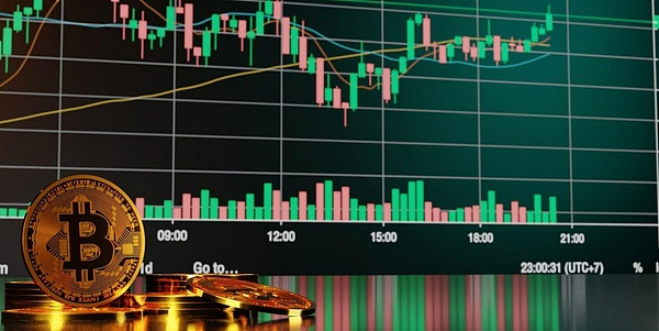 加密圈大消息连发：稳定币10倍暴涨预警、XRP ETF明日开盘