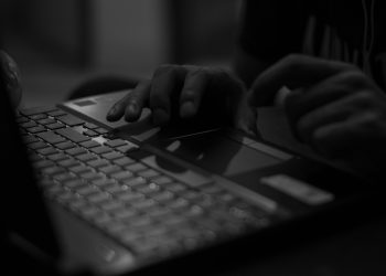 Les Escrocs de la Crypto Sous Pression Alors Que la Loi SAFE Crypto Mobilise les Hauts Responsables Américains de l'Application de la Loi