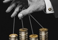 特朗普加密热潮：谁在狂欢，谁在买单？