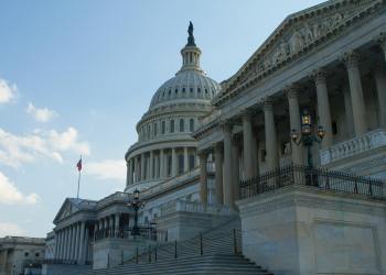 Le Sénat américain confirme l'avocat favorable aux crypto-monnaies Mike Selig comme nouveau président de la CFTC