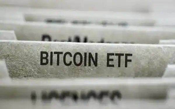 2025 Crypto ETF Annual Review: Wall Street Bids Farewell to Wait-and-See, Regulatory Green Light Opens Multi-Asset Era