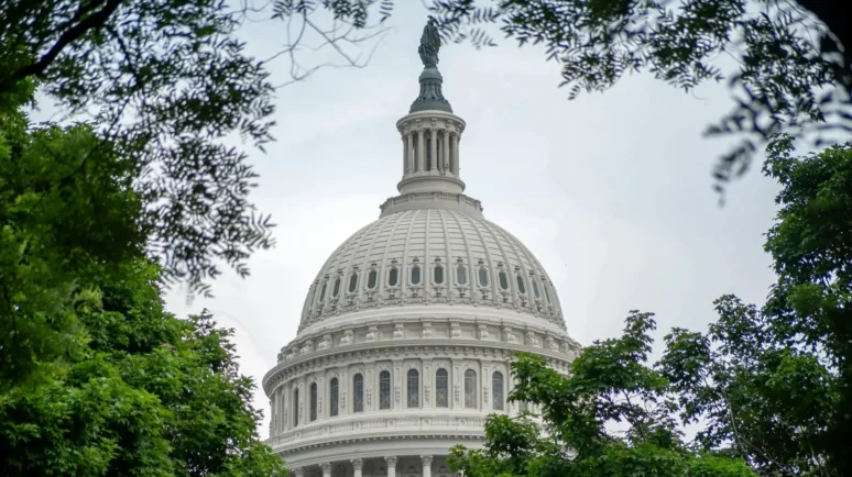 Lệnh Cấm CBDC Bị Đình Trệ Năm Tháng Sau Khi Hạ Viện Thông Qua Đạo Luật Chống Giám Sát