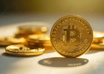 Are Bitcoin Traders Pulling Back? Open Interest Plummets By 50% In A Sudden Market Reset