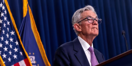 Hassett: Setting a Six-Month Interest Rate Roadmap 'Irresponsible', Praises Powell's Leadership