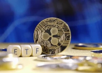 Grayscale Just Made Another XRP Move As ETFs Cross $2 Billion Milestone