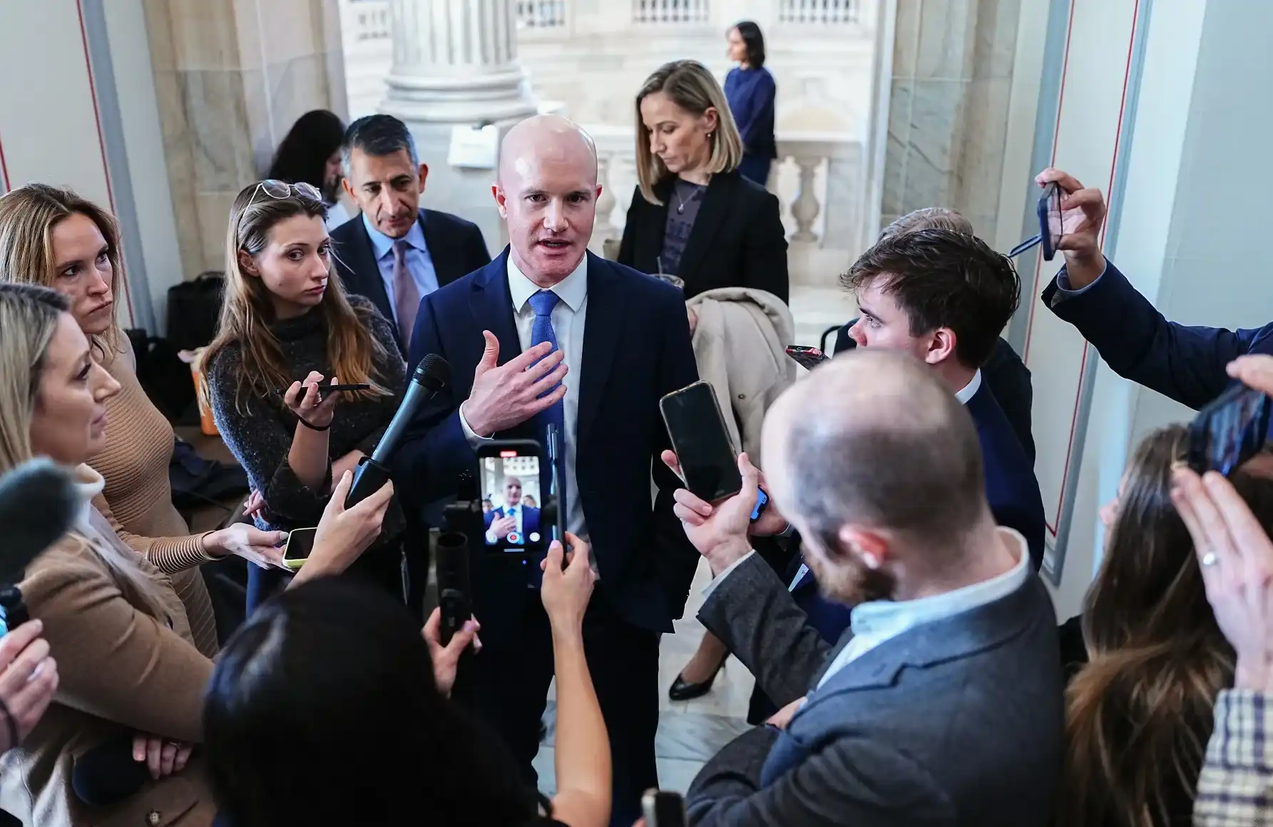 Le vote du projet de loi est imminent, pourquoi Coinbase recule-t-il à la dernière minute ?