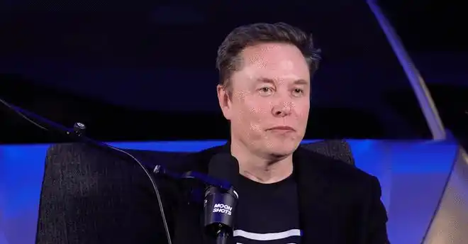 马斯克：中国听懂了我的话，2026 年将在算力上碾压世界