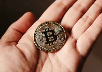 Les plus grands détenteurs de Bitcoin réduisent leurs positions et contrôlent 68 % de l'offre