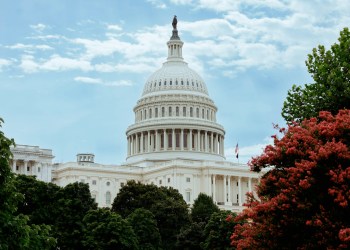 Crypto Firms Propose Key Stablecoin Concessions To Advance CLARITY Act – Report