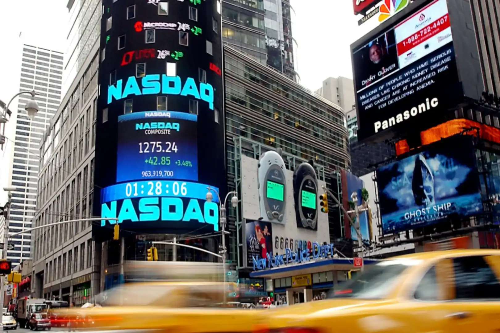 SpaceX Holds Nasdaq at the Negotiating Table, Hyperliquid Has Already Flipped the Table